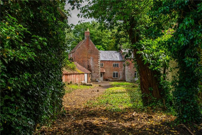 6.3 acres House, Fairwood Road, Penleigh BA13 - Sold STC