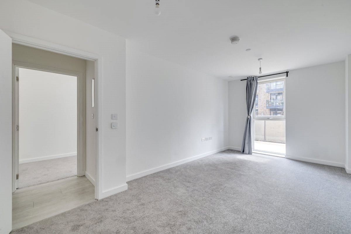 2 bedroom flat, Unity Lane, Hounslow TW3 - Available