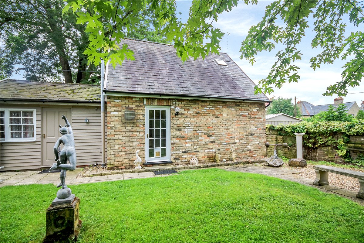 House for sale in Huntingdon, St. Peters Road, PE29 Cambridge North