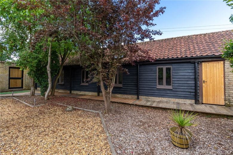 5 bedroom house, Comberton Road, Barton CB23 - Available