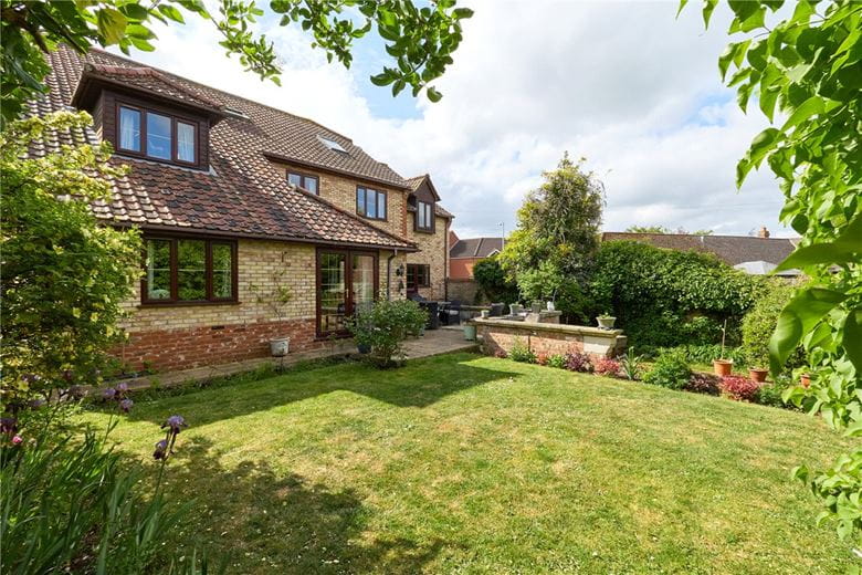 6 bedroom house, Warrington Street, Newmarket CB8 - Available