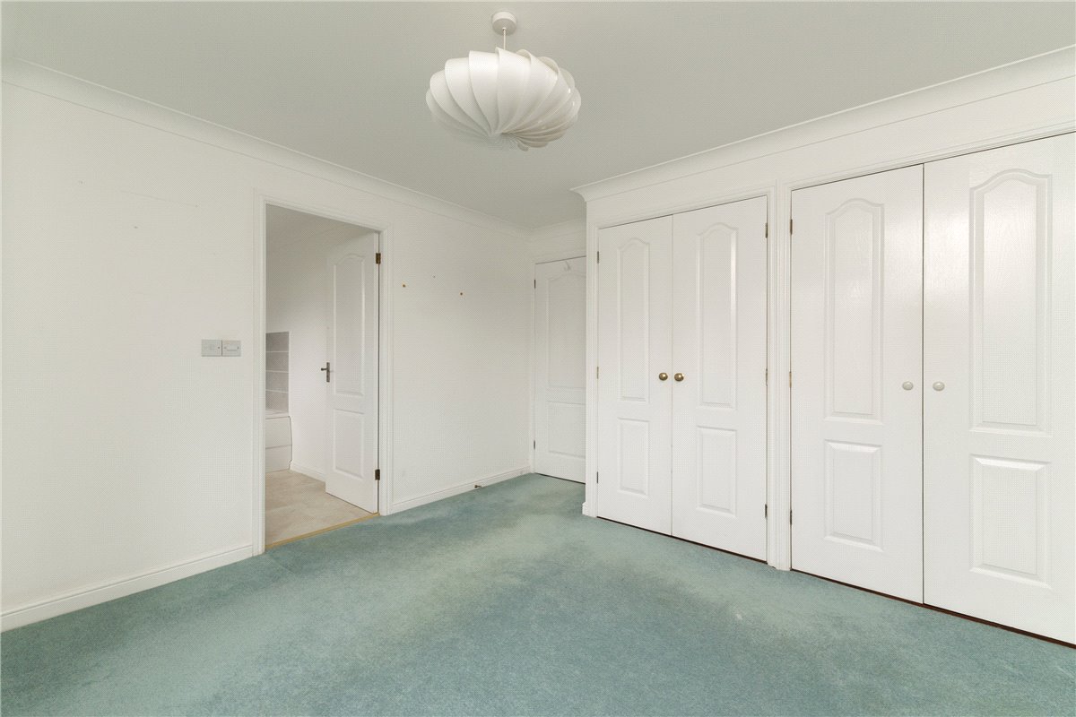 4 bedroom house, Damms Pastures, Highfields Caldecote CB23 - Sold