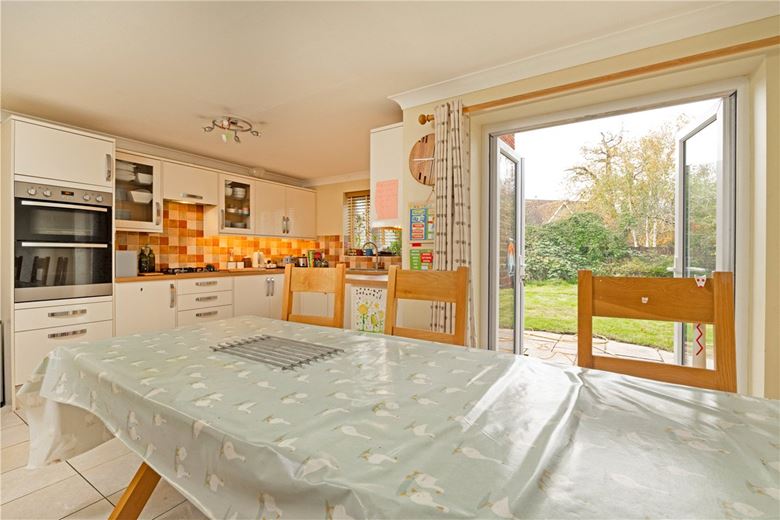 4 bedroom house, Damms Pastures, Highfields Caldecote CB23 - Sold
