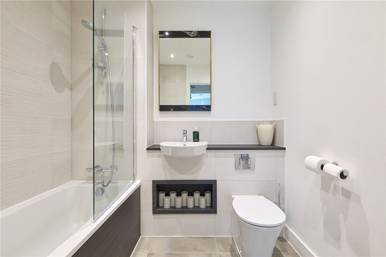 2 bedroom flat, Marleigh Avenue, Cambridge CB5 - Sold STC