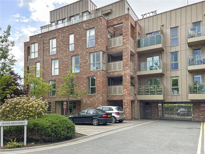 3 bedroom flat, Harrison Drive, Cambridge CB2 - Sold STC