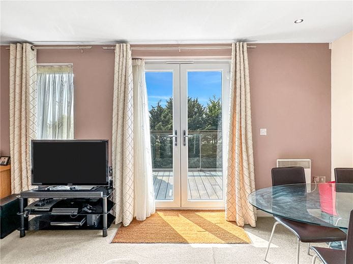 2 bedroom flat, Bailey House, Rustat Avenue CB1 - Sold