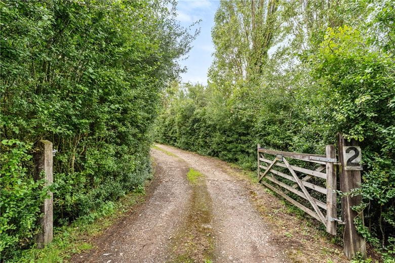 3 acres Bungalow, Comberton Road, Harlton CB23 - Available