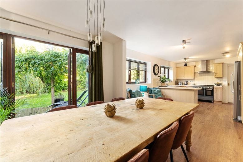 5 bedroom house, Codling Walk, Lower Cambourne CB23 - Available