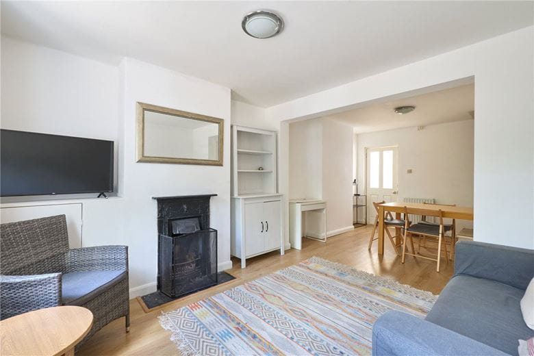 2 bedroom house, Rivar Place, Sleaford Street CB1 - Available