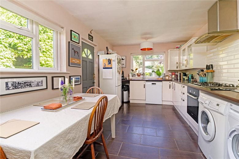 3 bedroom bungalow, Queen Ediths Way, Cambridge CB1 - Available