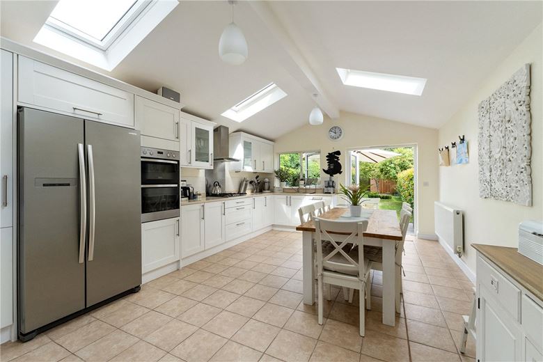 4 bedroom house, Hobart Road, Cambridge CB1 - Available