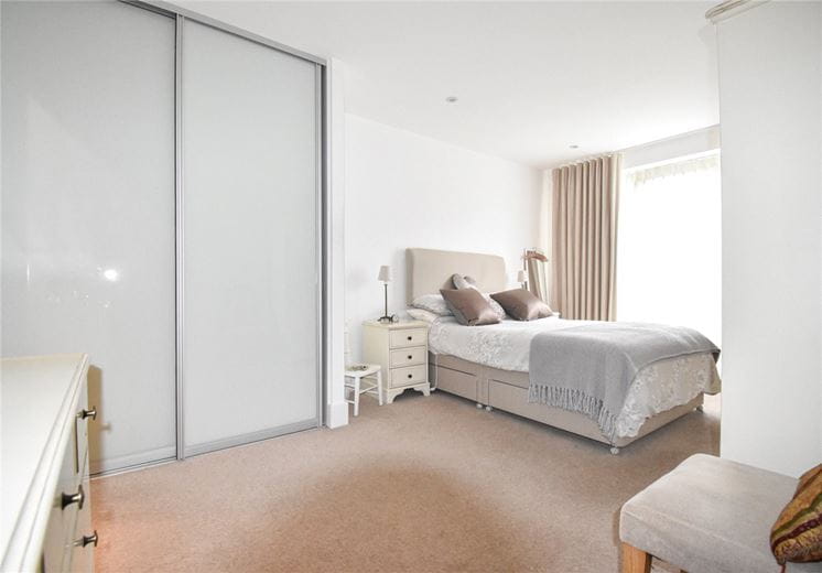 2 bedroom flat, Kingsley Walk, Cambridge CB5 - Sold