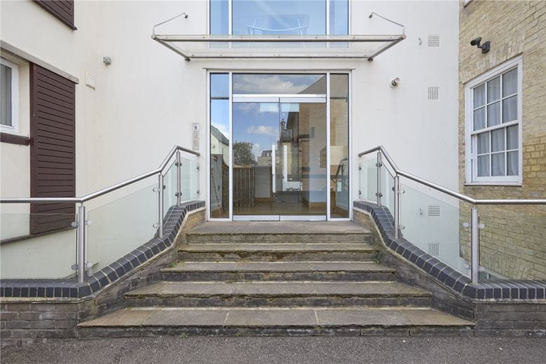 2 bedroom flat, Felbrigge House, 39 Hills Road CB2 - Sold