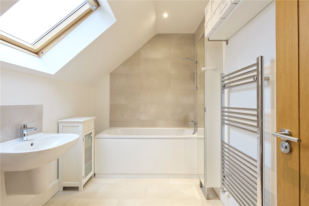 4 bedroom house, Station Road, Histon CB24 - Sold STC