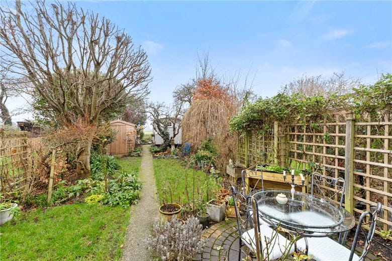 2 bedroom house, Selwyn Road, Cambridge CB3 - Sold