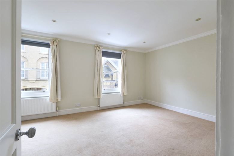 2 bedroom house, Victoria Street, Cambridge CB1 - Sold