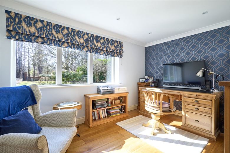 5 bedroom house, Centre Drive, Newmarket CB8 - Sold