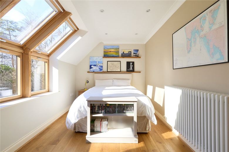 5 bedroom house, Centre Drive, Newmarket CB8 - Sold