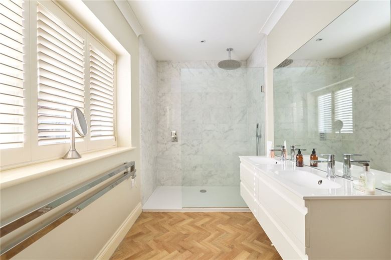 5 bedroom house, Centre Drive, Newmarket CB8 - Sold