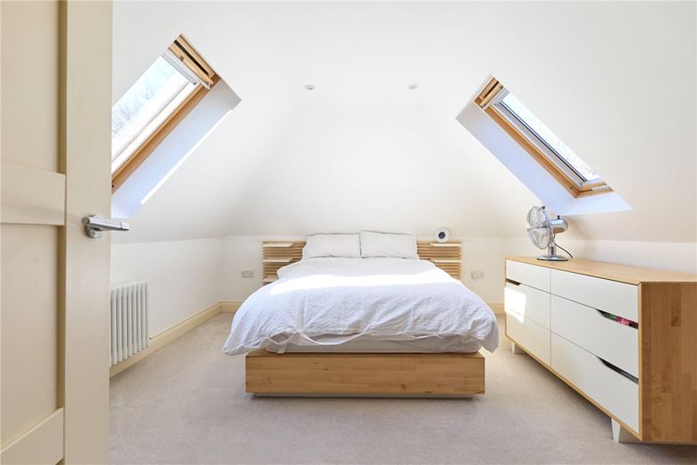 5 bedroom house, Centre Drive, Newmarket CB8 - Sold