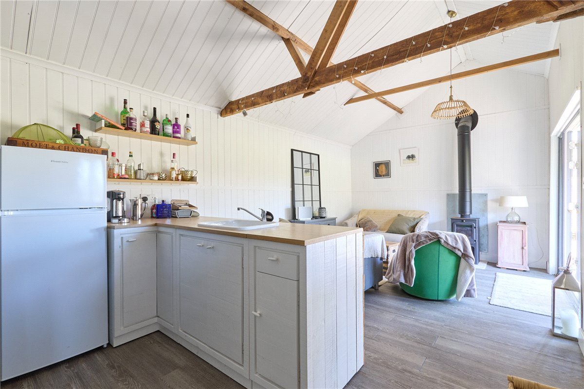 5 bedroom house, Centre Drive, Newmarket CB8 - Sold