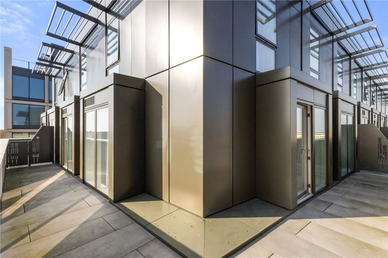 2 bedroom flat, Station Square, Cambridge CB1 - Sold