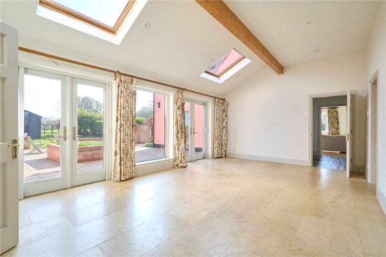 5 bedroom house, The Street, Kirtling CB8 - Available
