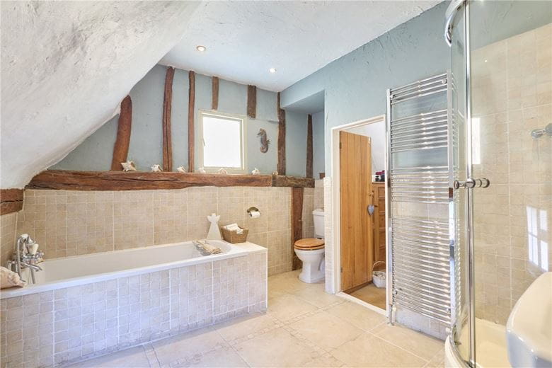 5 bedroom house, High Street, Melbourn SG8 - Available