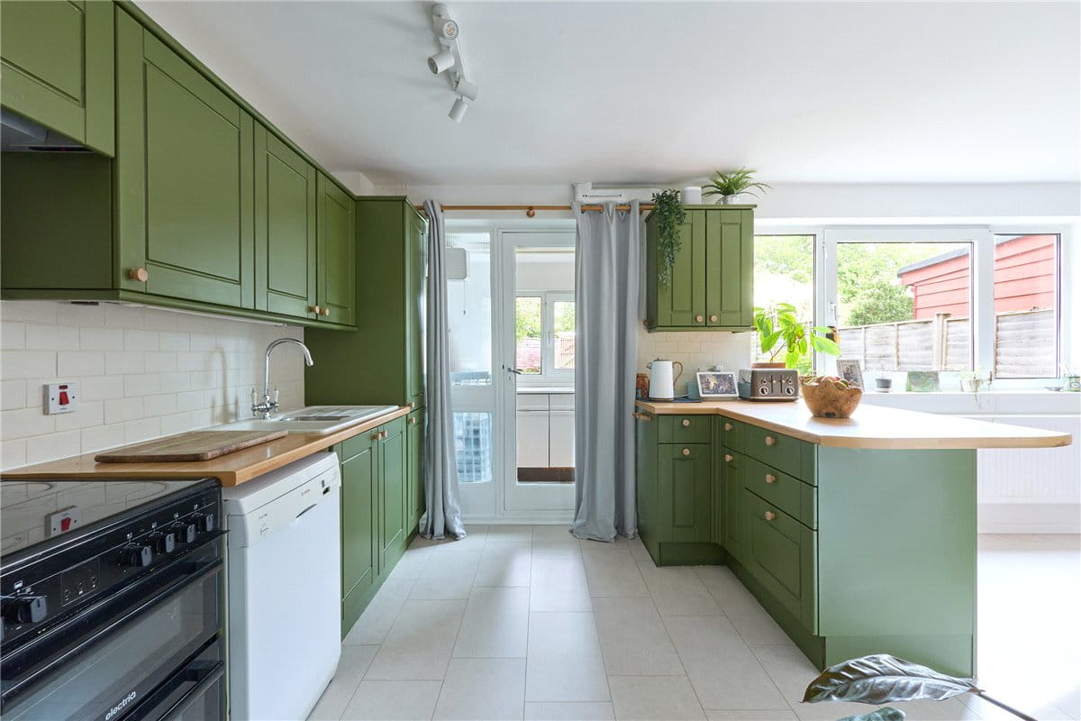 3 bedroom house, St. Thomas Close, Comberton CB23 - Sold