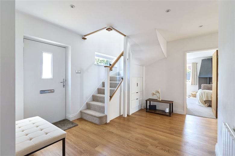 4 bedroom house, Newmarket Road, Kennett CB8 - Sold