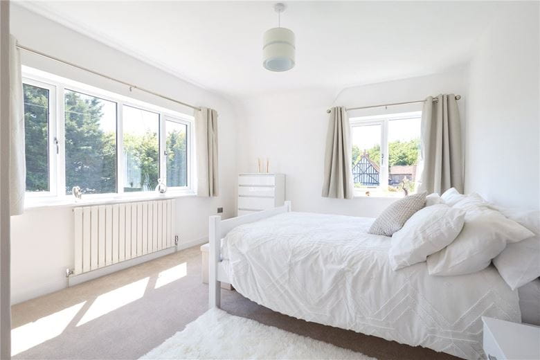 4 bedroom house, Newmarket Road, Kennett CB8 - Sold