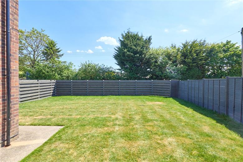 4 bedroom house, Newmarket Road, Kennett CB8 - Sold