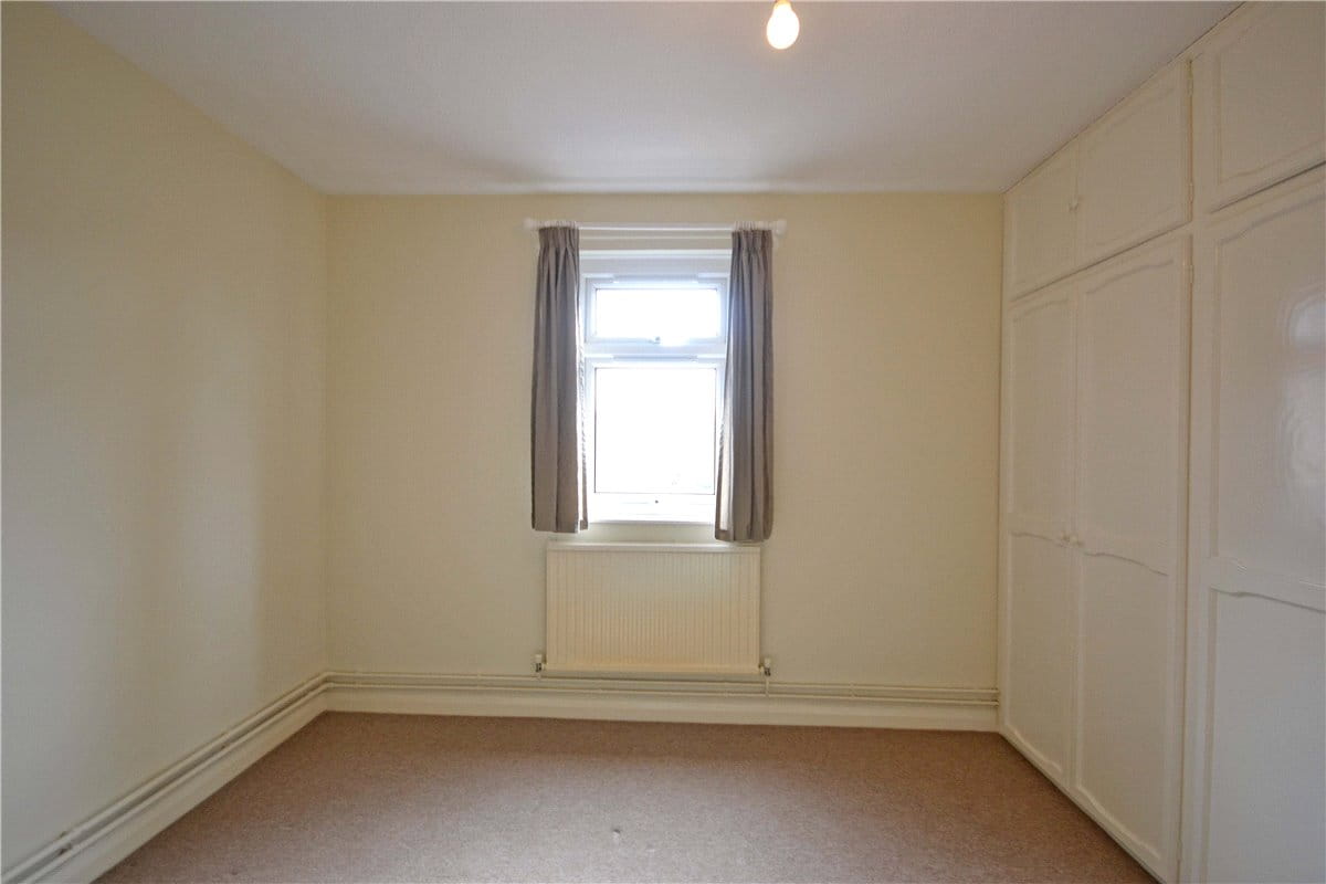 2 bedroom flat, Minerva Way, Cambridge CB4 - Available
