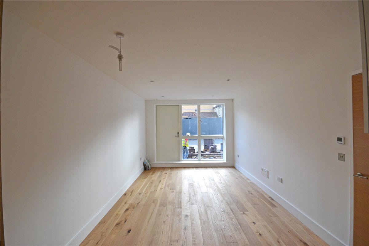 1 bedroom flat, Kingsley Walk, Cambridge CB5 - Sold STC