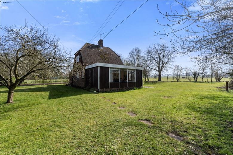 3 bedroom house, South Road, Abington CB21 - Sold STC