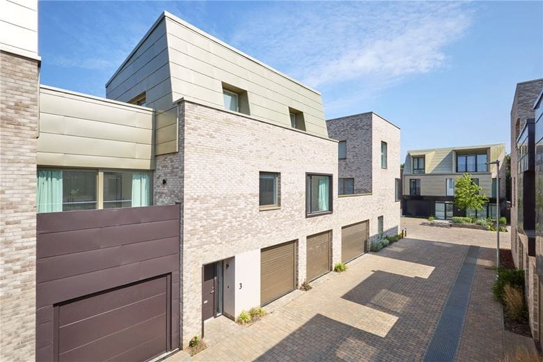 3 bedroom house, Stickfast Place, Cambridge CB3 - Available