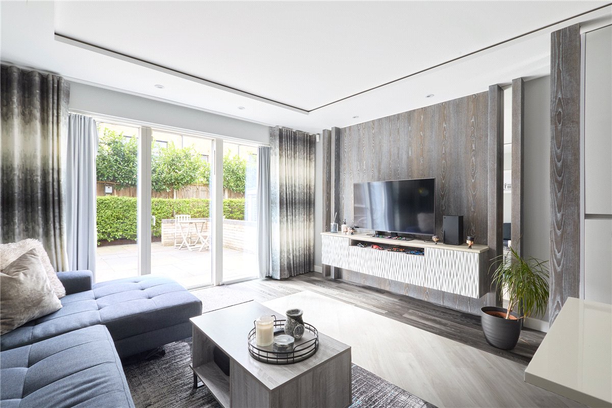 3 bedroom house, Glebe Farm Drive, Trumpington CB2 - Sold STC