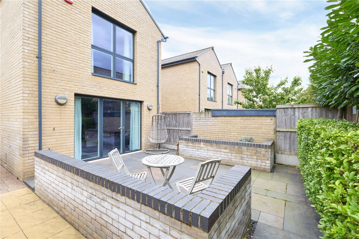 3 bedroom house, Glebe Farm Drive, Trumpington CB2 - Sold STC