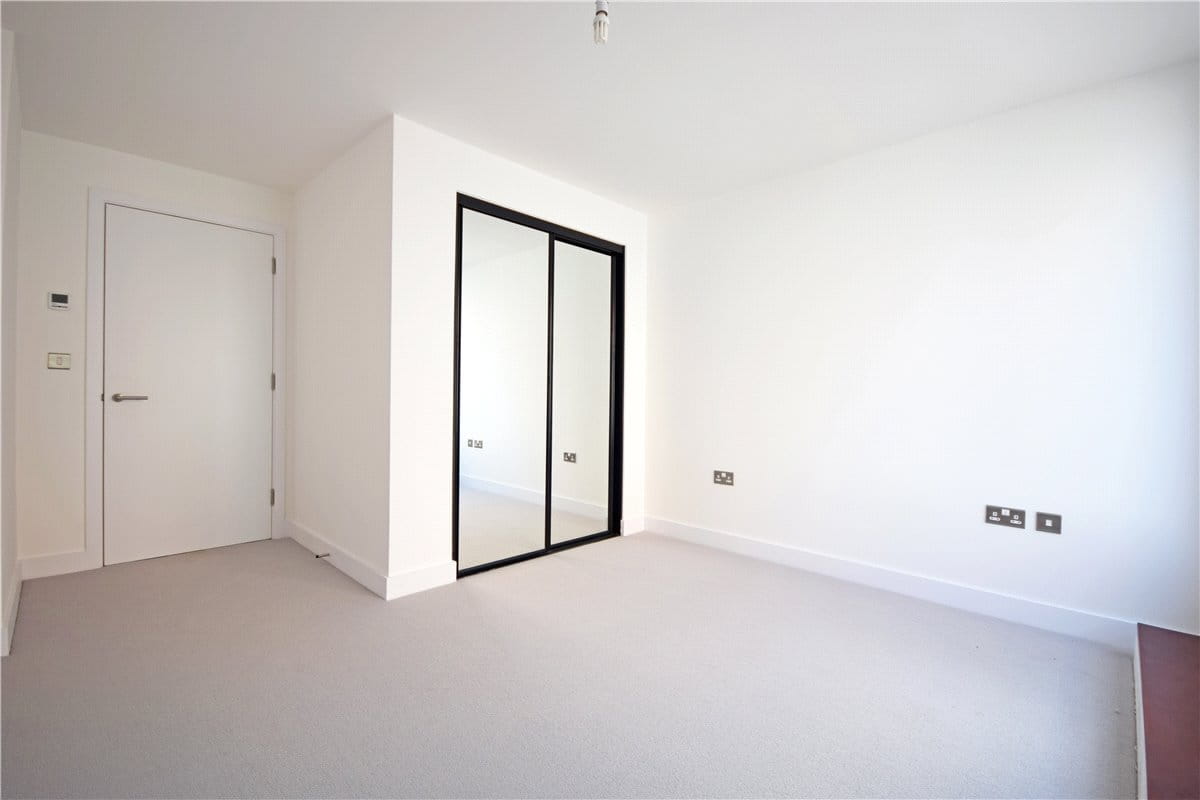 1 bedroom flat, Harrison Drive, Cambridge CB2 - Available