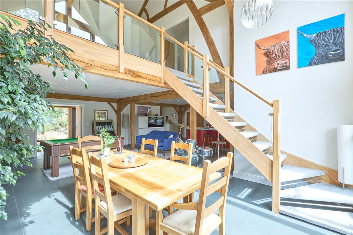 4 bedroom house, Ermine Street, Caxton CB23 - Available