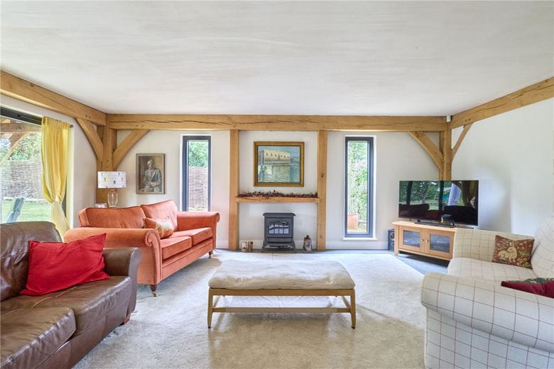 4 bedroom house, Ermine Street, Caxton CB23 - Available