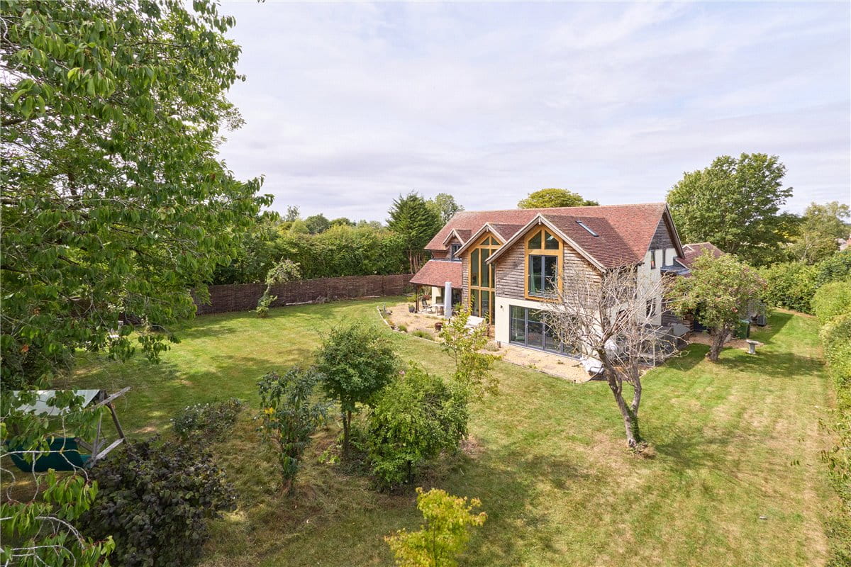 4 bedroom house, Ermine Street, Caxton CB23 - Available