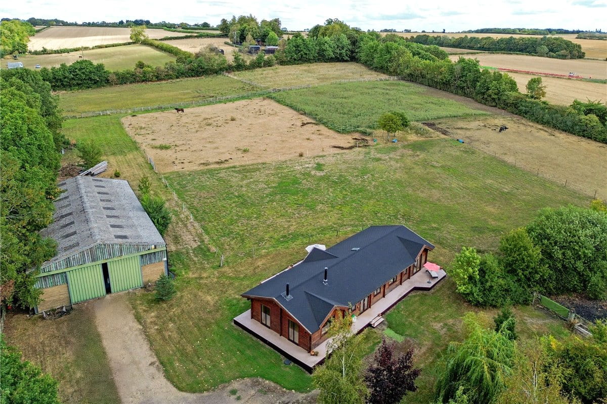 3 bedroom house, Station Road, Tilbrook PE28 - Available