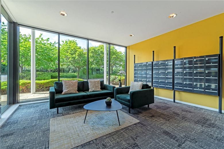 1 bedroom flat, Coldhams Lane, Cambridge CB1 - Available