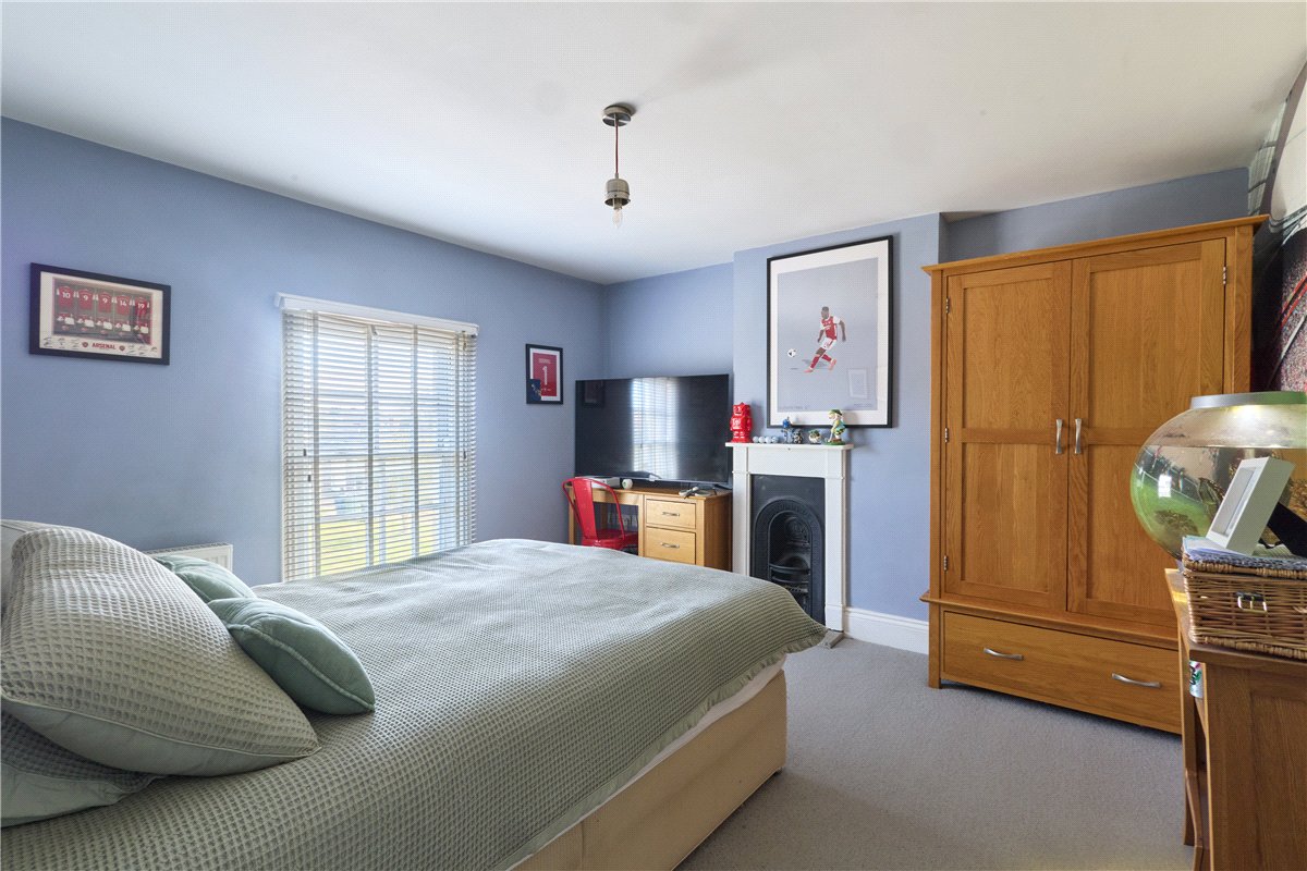 5 bedroom house, Water Lane, Oakington CB24 - Available