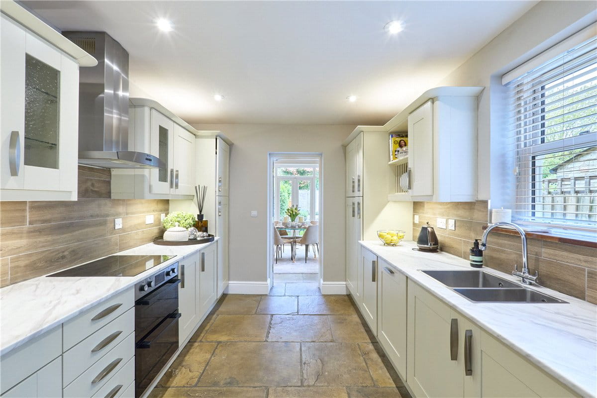 3 bedroom house, Clare Street, Cambridge CB4 - Available