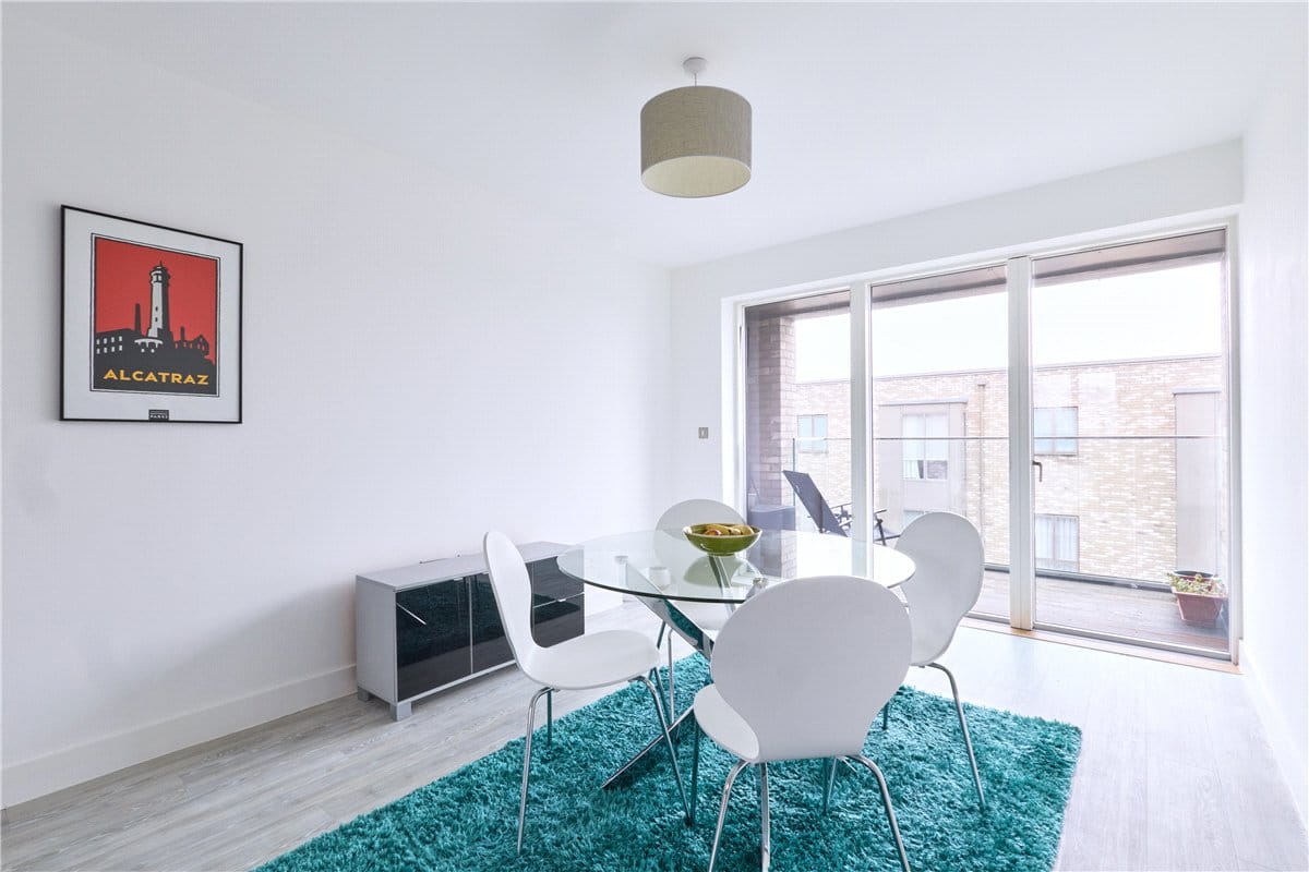 2 bedroom flat, Knightly Avenue, Cambridge CB2 - Available