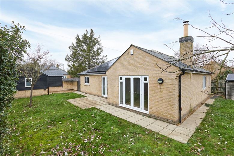3 bedroom bungalow, High Street, Waterbeach CB25 - Available