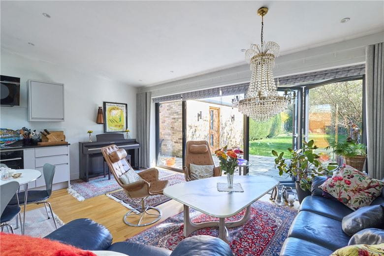 3 bedroom house, Orchard Avenue, Cambridge CB4 - Available