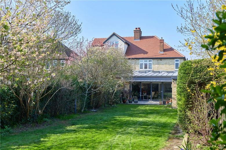 3 bedroom house, Orchard Avenue, Cambridge CB4 - Available